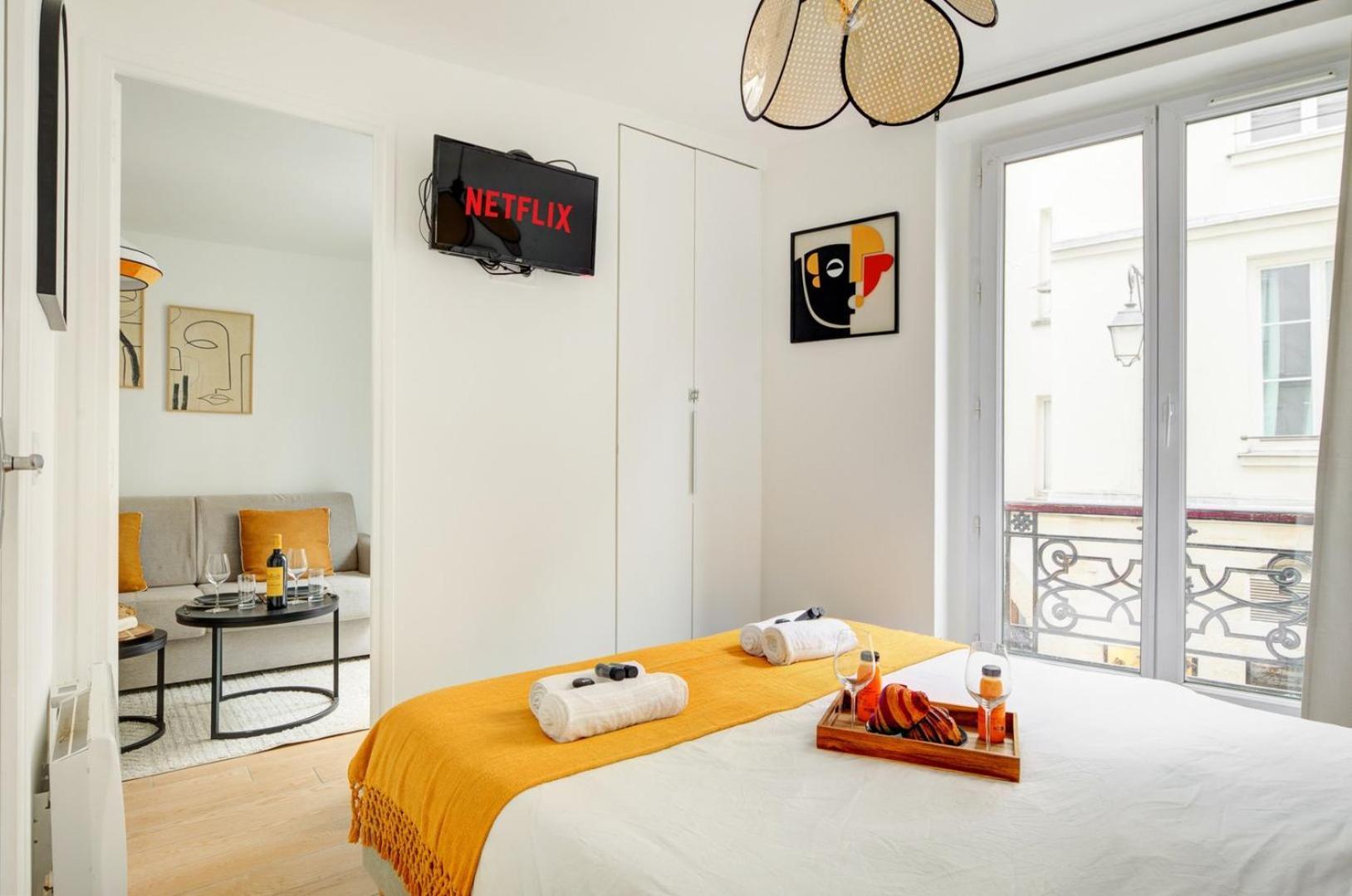 Eastern Au Coeur Du Marais Apartment